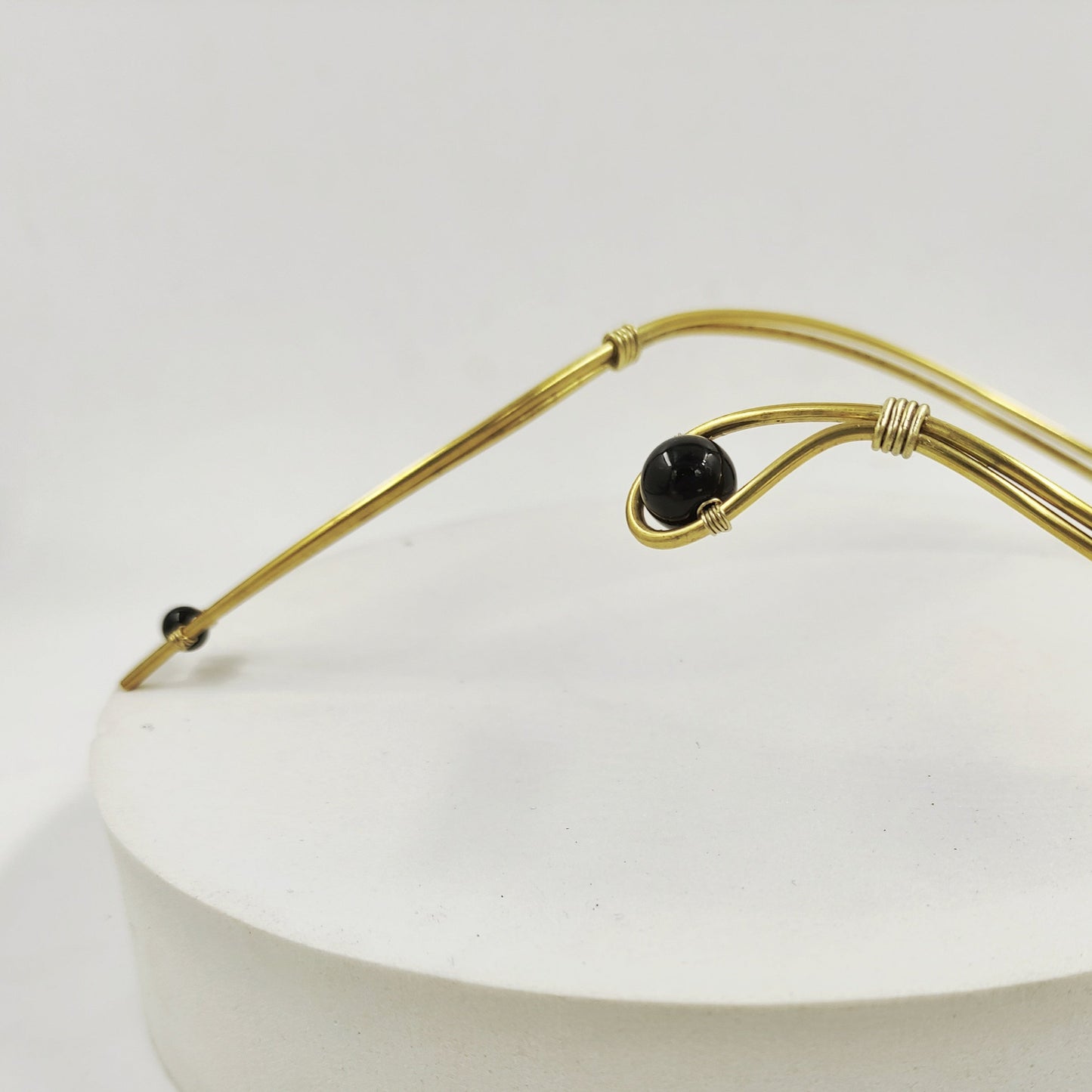 Asymmetrical necklace with black onyx beads, asymmetrical choker made of brass wire