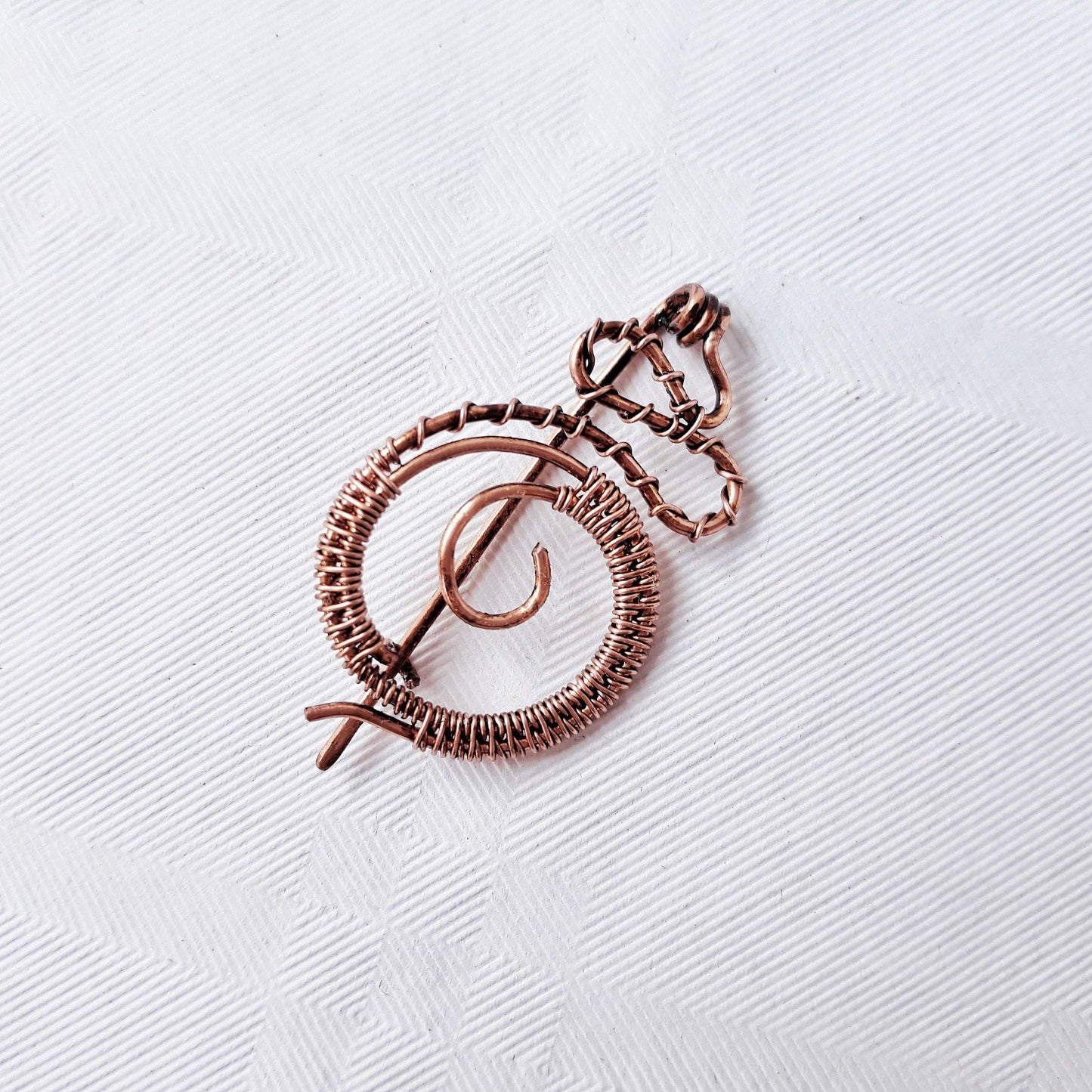 Pasador de pelo pequeño de cobre con espiral