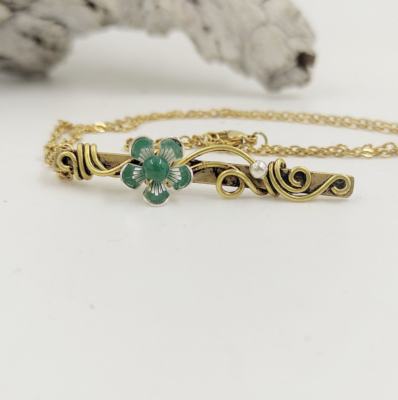 Flower pendant handmade with brass wire wrap with natural stone